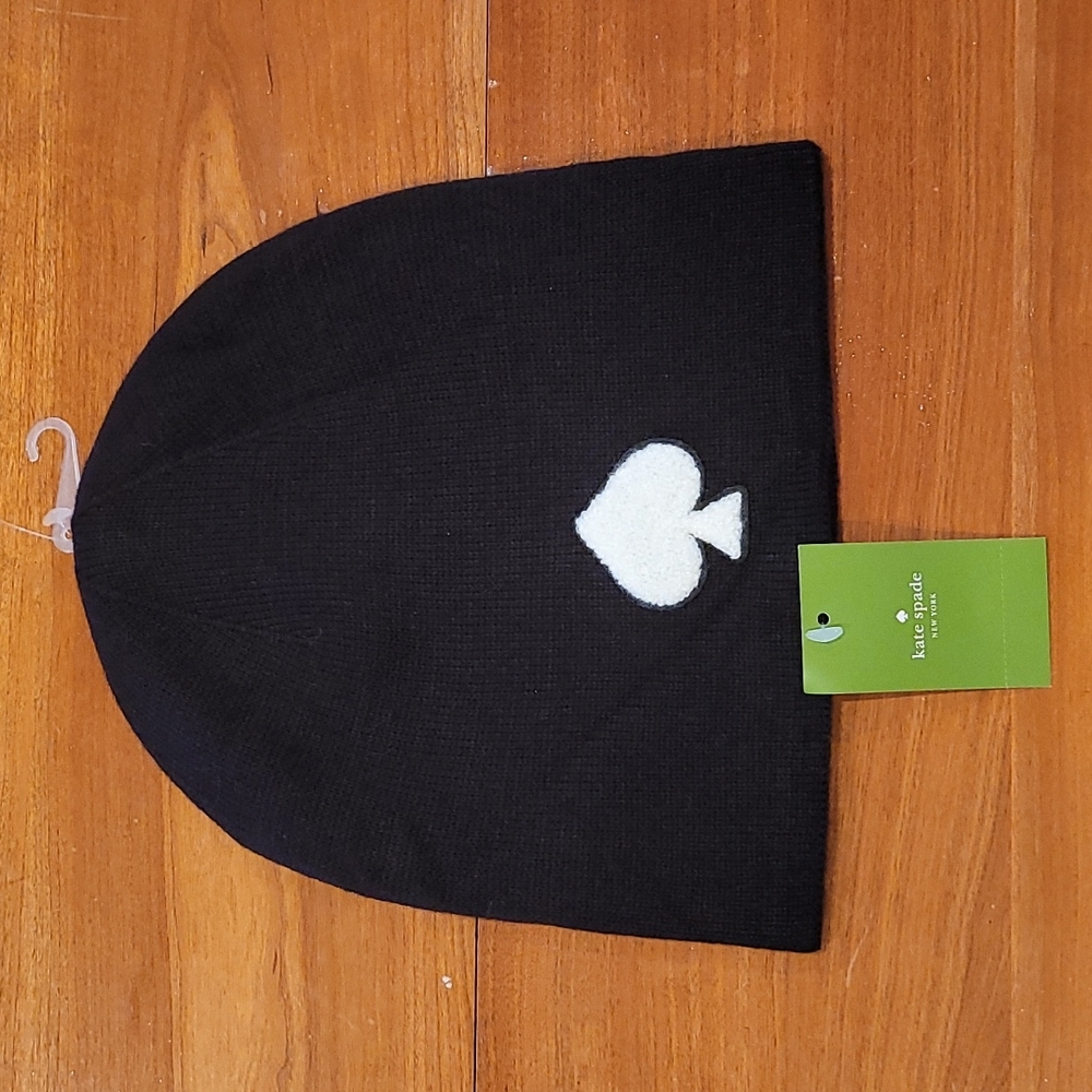 NWT spade ♠️ beanie by kate spade!